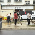 全員上陣！涢水社區(qū)掀起清潔家園新高潮